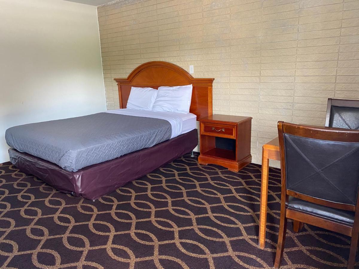 Sonrise Inn Breezewood Kültér fotó